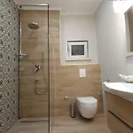 My Rose With A Private Pool 아파트
