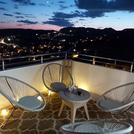 Apartament My Rose With A Private Pool Mlini
