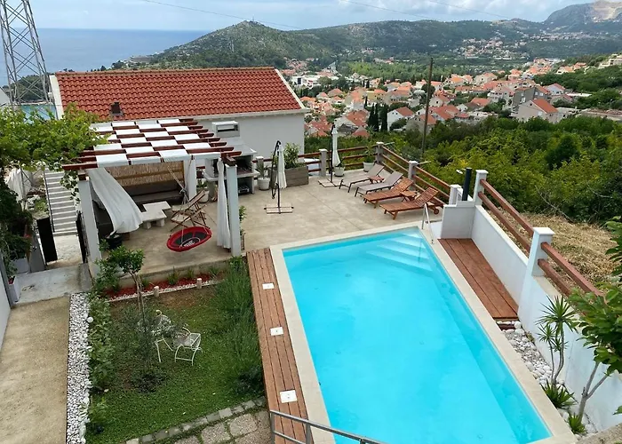 My Rose With A Private Pool Апартаменты