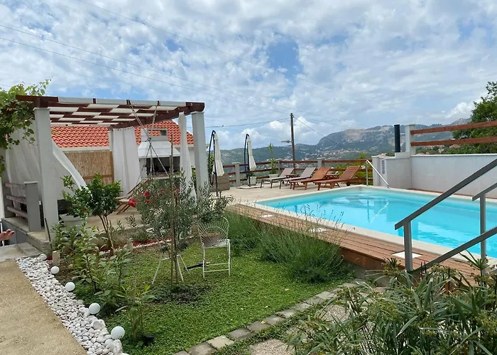 My Rose With A Private Pool