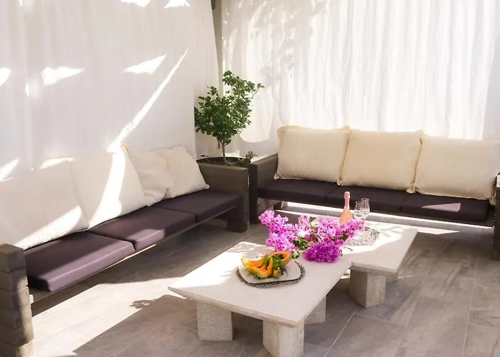 My Rose With A Private Pool * 米利尼