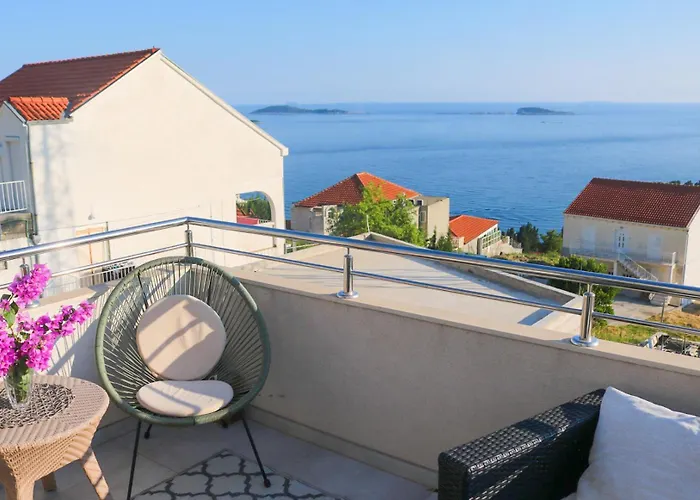 My Rose With A Private Pool Апартаменты *