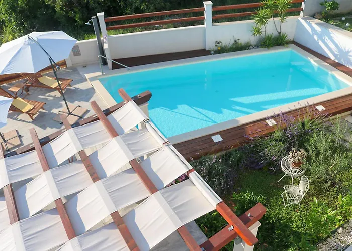My Rose With A Private Pool Млини