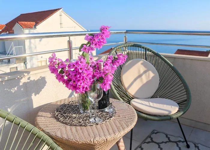 My Rose With A Private Pool