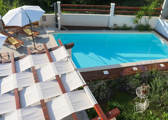 My Rose With A Private Pool Апартаменты