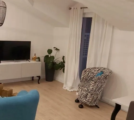 My Rose With A Private Pool *